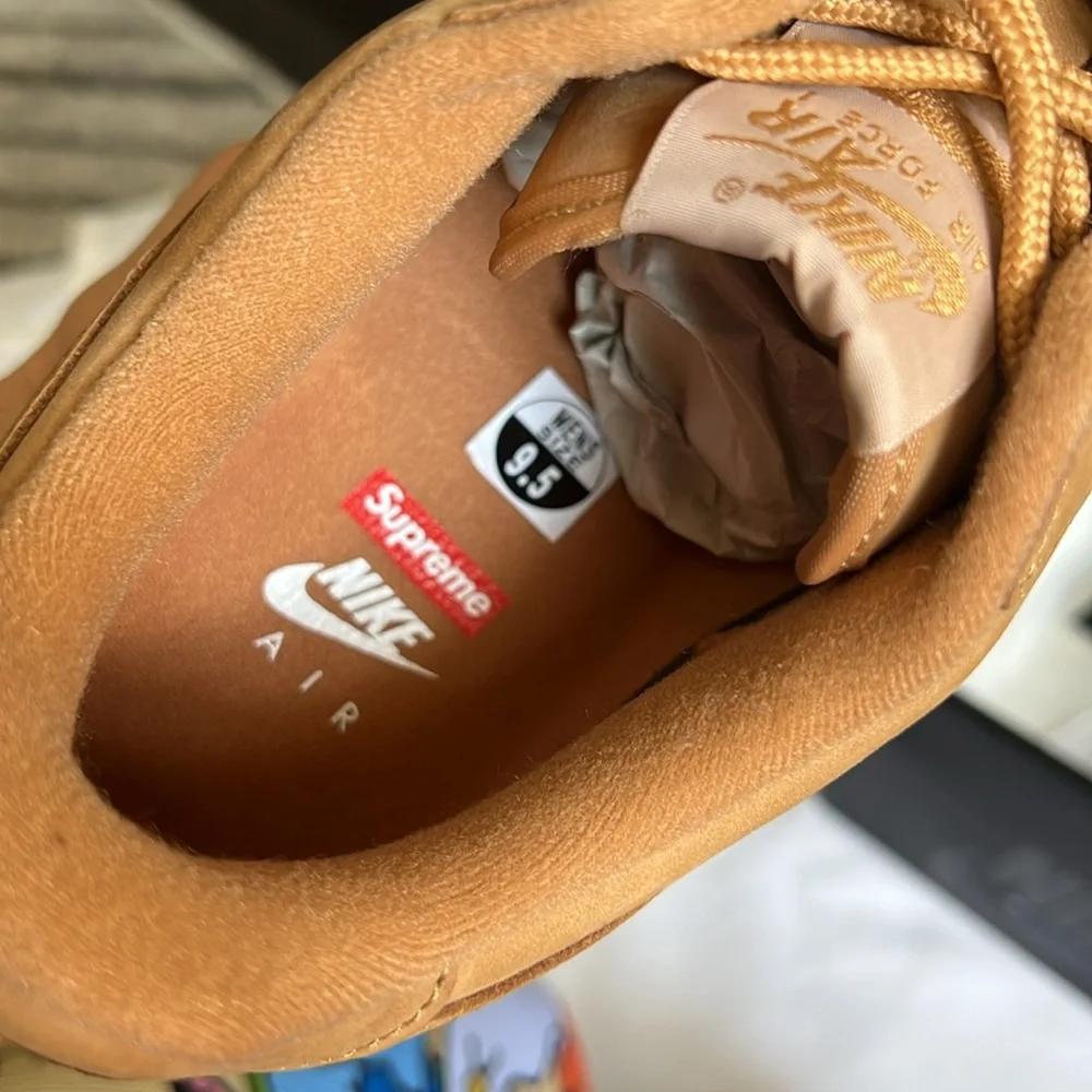 Air Force 1 Low SUPREME